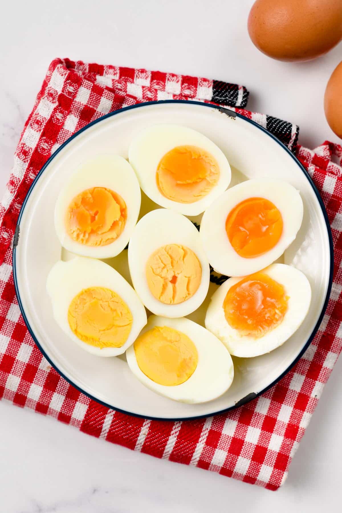 Air Fryer Hard Boiled Eggs - Simmer to Slimmer