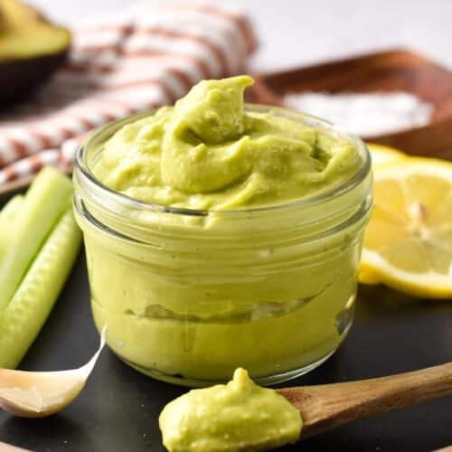 This Avocado Mayonnaise is an healthy creamy mayonnaise made from avocado instead of eggs. It's an egg-free mayo with healthy fats from avocado and avocado oil perfect to spread on sandwiches