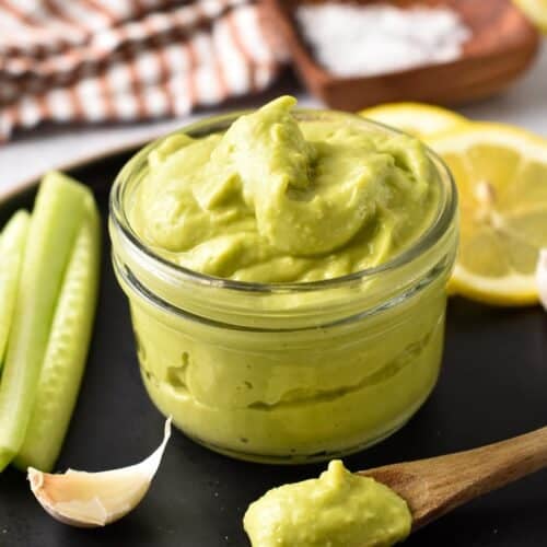 This Avocado Mayonnaise is an healthy creamy mayonnaise made from avocado instead of eggs. It's an egg-free mayo with healthy fats from avocado and avocado oil perfect to spread on sandwiches