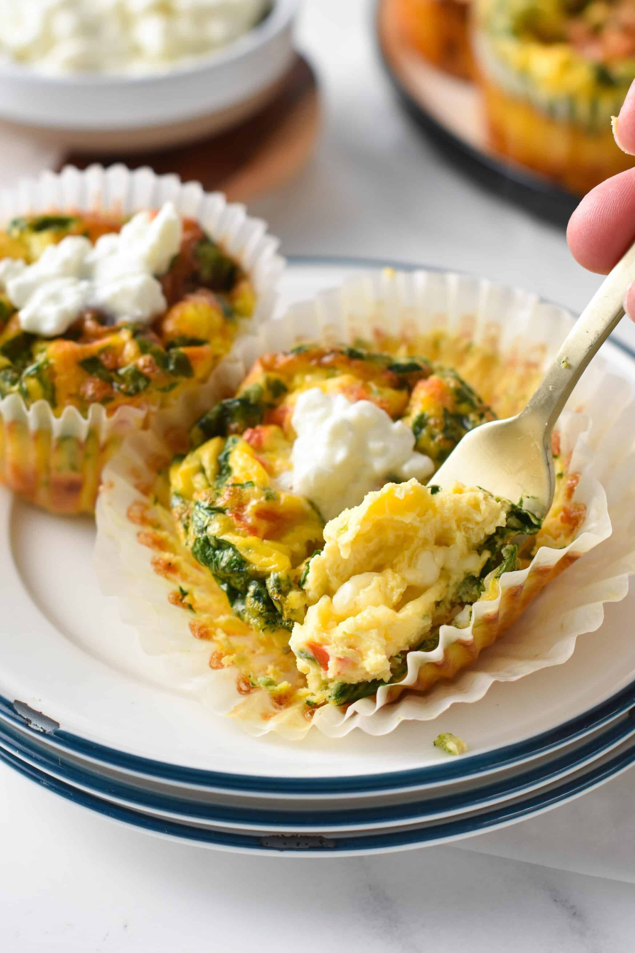 These Cottage Cheese Egg Bites are easy, high-protein breakfast bites perfect for meal prep days of healthy breakfast. They are made with only a few ingredients and are easy to prepare in less than 10 minutes.