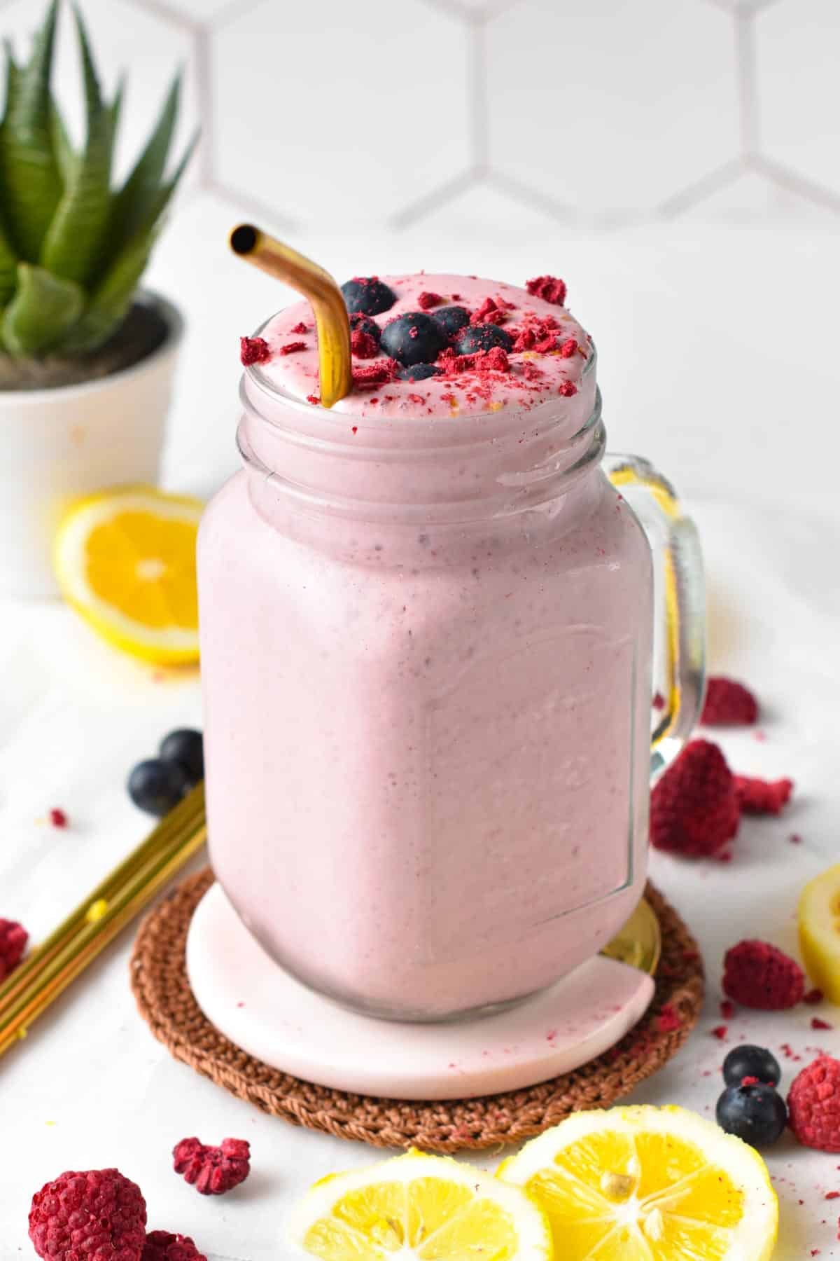 This Cottage Cheese Protein Shake contains a bunch of 42 grams of protein per serve and it's guaranteed to keep you full for hours.