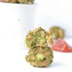 Healthy Baked Broccoli Balls are delicious broccoli cheese bites for your baby first food around 1 year. A simple broccoli appetizer recipes for grown up too with steamed broccoli, oat flour, breadcrumb, eggs and a bite of mozzarella cheese!