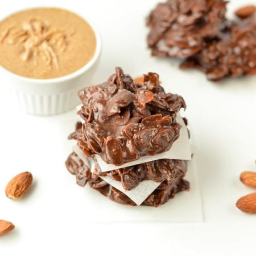 keto chocolate almond clusters