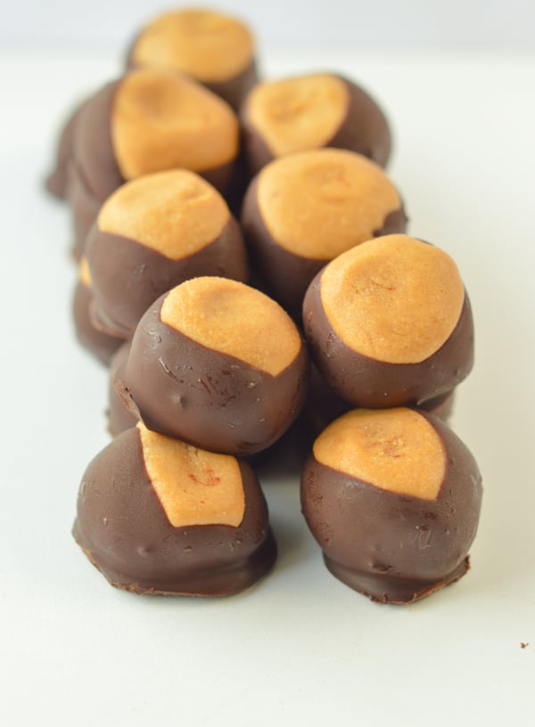 KETO NO BAKE PEANUT BUTTER BALLS