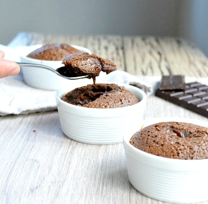 Easy Sugar Free Chocolate Lava Cake Recipe. A molten simple dessert, low carb, gluten free and perfect as a clean treat.