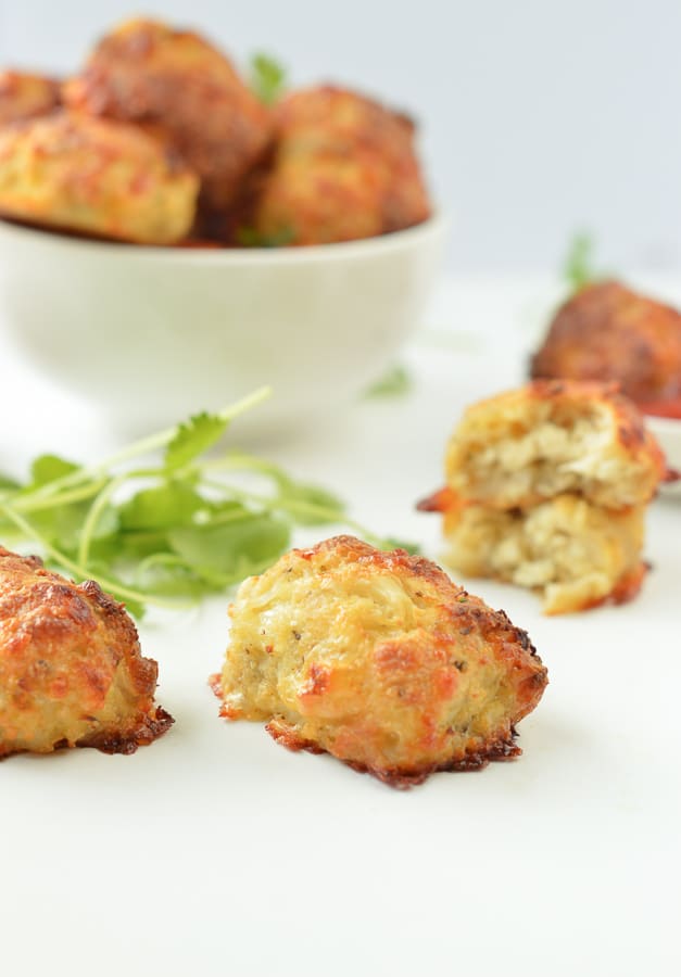 KETO BAKED CAULIFLOWER TOTS Cheesy #ketocauliflowertots #keto #ketobakedcauliflowertots #bakedcauliflowertots #cheesycauliflowertots #easycauliflowertots #cheesy #cauliflower #5ingredients #lowcarb #tots