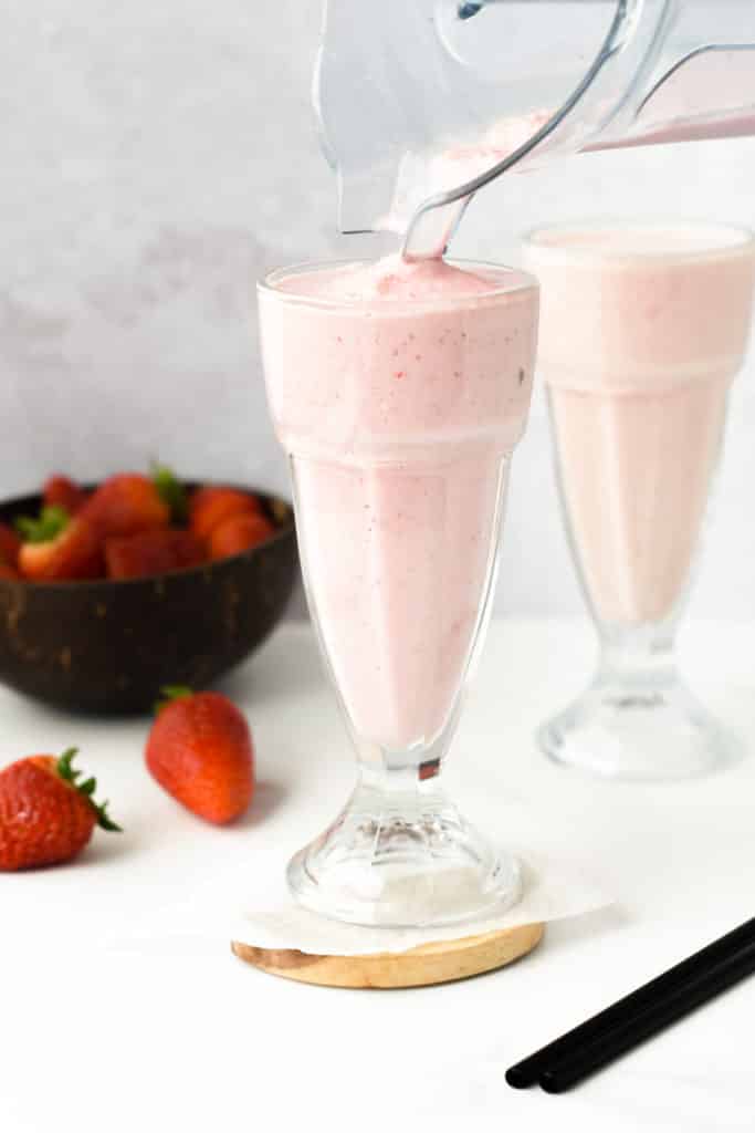 Keto Milkshake Strawberry