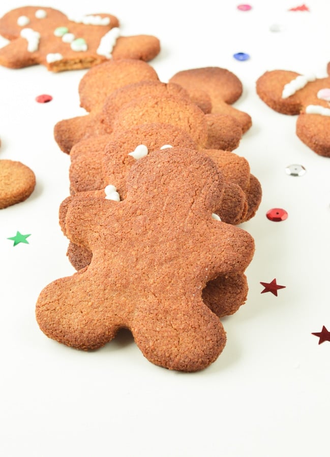 KETO GINGERBREAD COOKIES the best low carb almond flour keto christmas cookies #keto #ketocookies #gingerbreadcookies #gingerbread #easy #healthy #sugarfree #lowcarb #vegan #dairyfree #paleo 