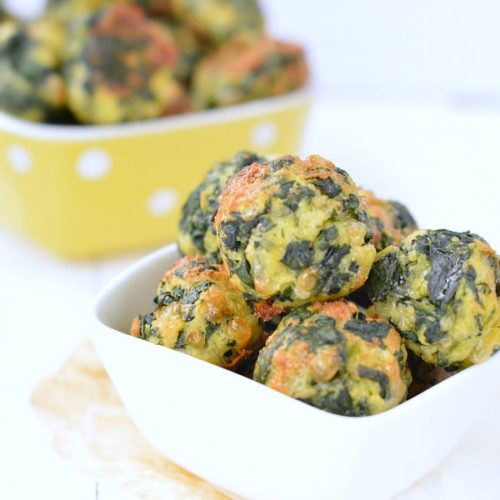 KETO SPINACH BALLS 1 g net carb per serve easy, healthy, gluten free #keto #spinach #spinachballs #glutenfree #appetizers #lowcarb #cheesy