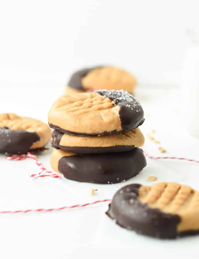 Keto peanut butter cookies