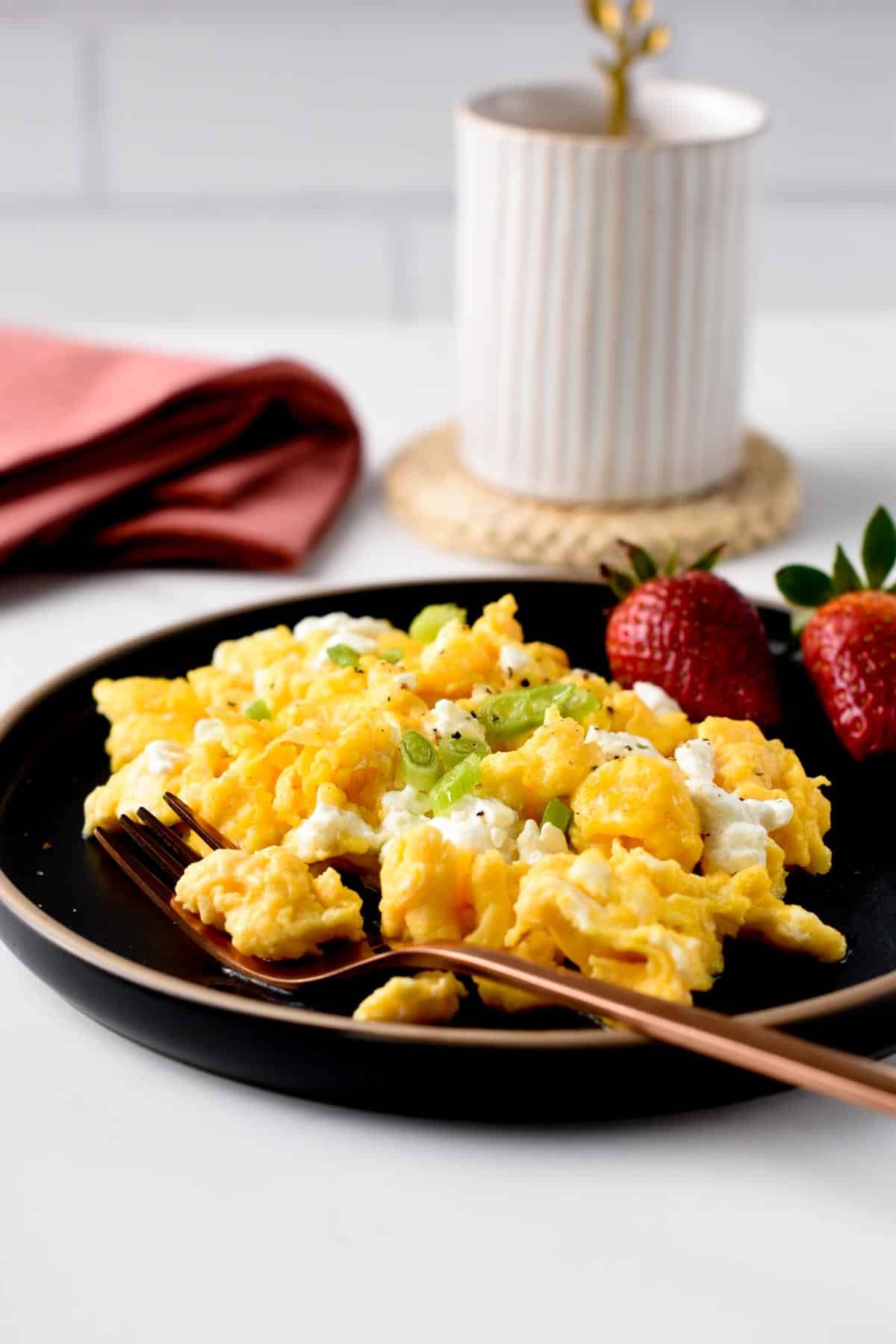 High-Protein Scrambled Eggs with Cottage Cheese - Skinnytaste