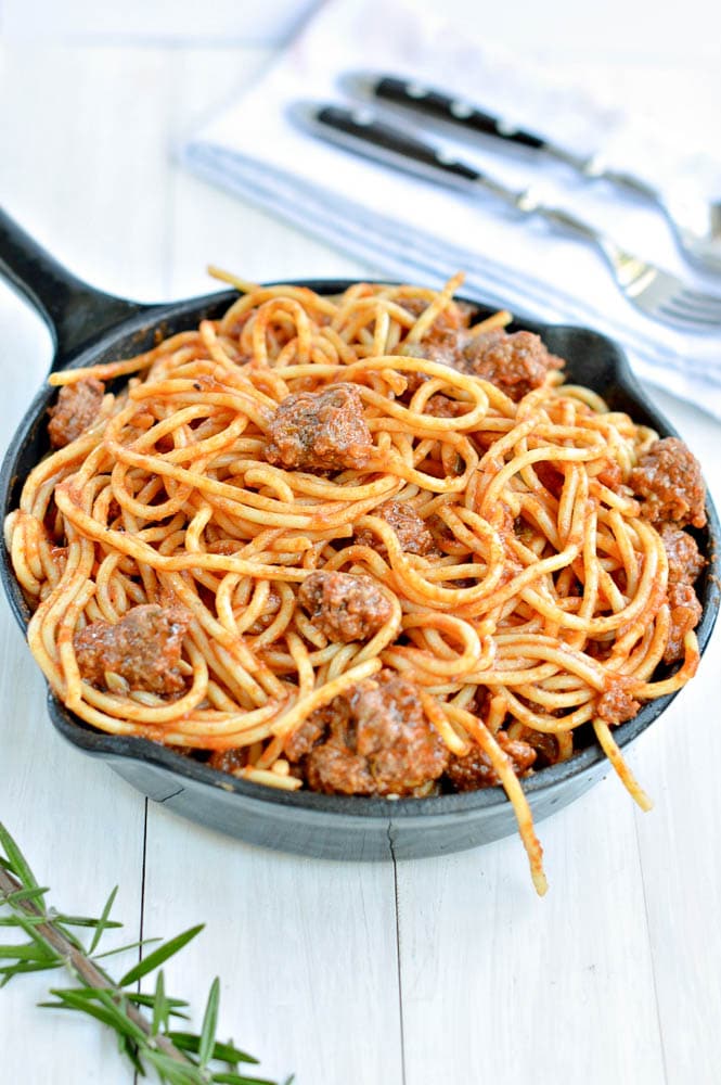 KETO SPAGHETTI AND MEATBALLS with zero carbs wonder noodles #ketopasta #ketonoodles #ketospaghetti #ketomeatballs #meatballs #ketodinner #ketomeal