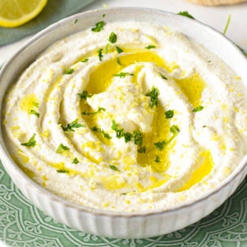 This Whipped Cottage Cheese recipe is the most easy high-protein dip for food platters or to spread into sandwiches.