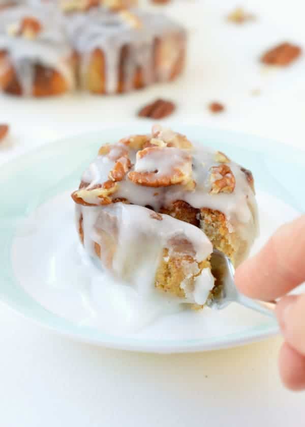 EASY KETO CINNAMON ROLLS with Almond flour, NO Mozzarella + Dairy Free with Yeast #ketocinnamonrolls #ketobaking #paleocinnamonrolls #lowcarbcinnamonrolls #lowcarb #keto #nomozzarella #almondflour #videos #withyeast #ooeygooey #nocheese #quick 