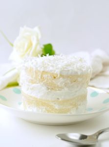 KETO COCONUT FLOUR MUG CAKE easy, low carb, healthy a keto vanilla mug cake with coconut frosting 4.9g net carbs #ketomugcake #keto #coconutflourmugcake #coconutflour #ketorecipes #easy #healthy #lowcarb #paleo #coconut #vanilla #birthday #microwave #videos #90second