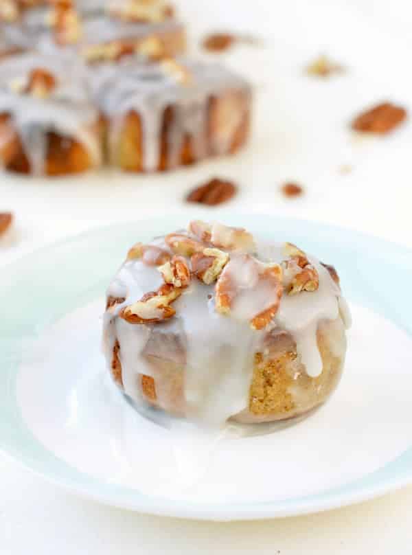 EASY KETO CINNAMON ROLLS with Almond flour, NO Mozzarella + Dairy Free with Yeast #ketocinnamonrolls #ketobaking #paleocinnamonrolls #lowcarbcinnamonrolls #lowcarb #keto #nomozzarella #almondflour #videos #withyeast #ooeygooey #nocheese #quick 