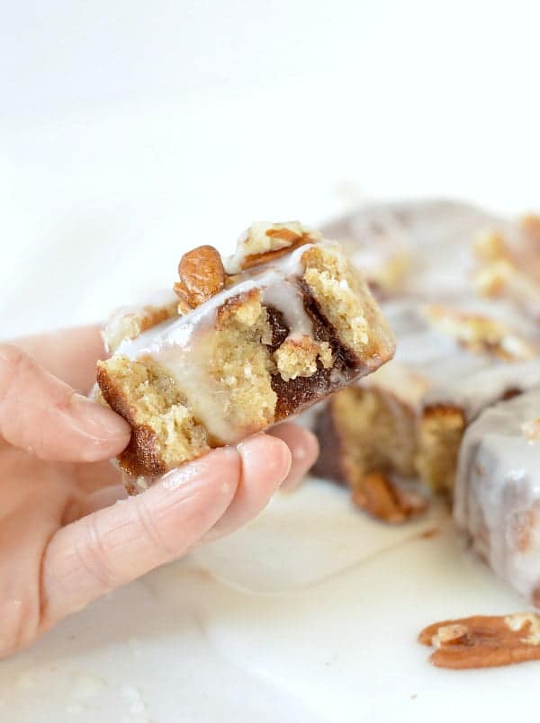 EASY KETO CINNAMON ROLLS with Almond flour, NO Mozzarella + Dairy Free with Yeast #ketocinnamonrolls #ketobaking #paleocinnamonrolls #lowcarbcinnamonrolls #lowcarb #keto #nomozzarella #almondflour #videos #withyeast #ooeygooey #nocheese #quick 